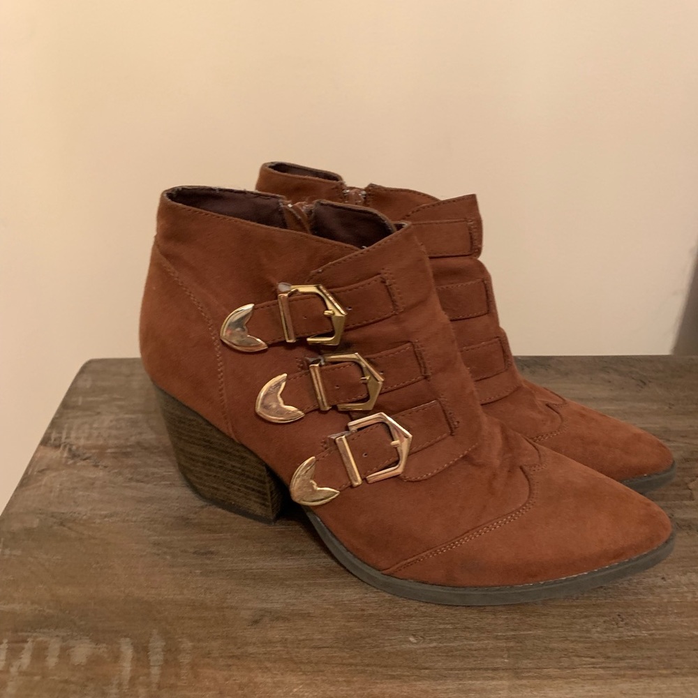 Qupid Size 10 Booties